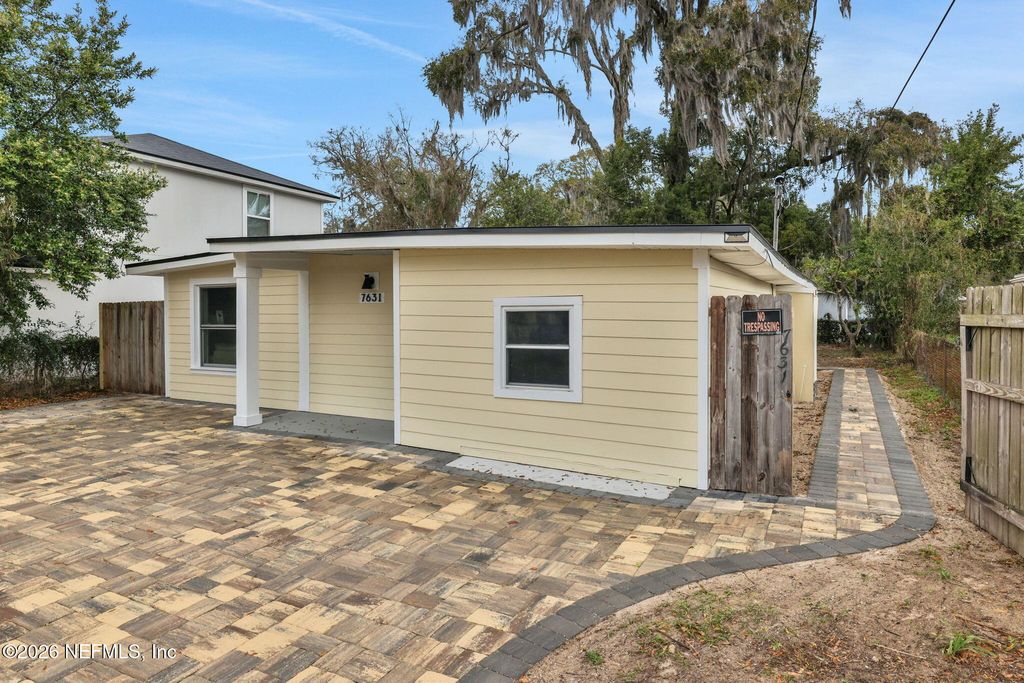 7631 DANDY Avenue, Jacksonville, FL 32211