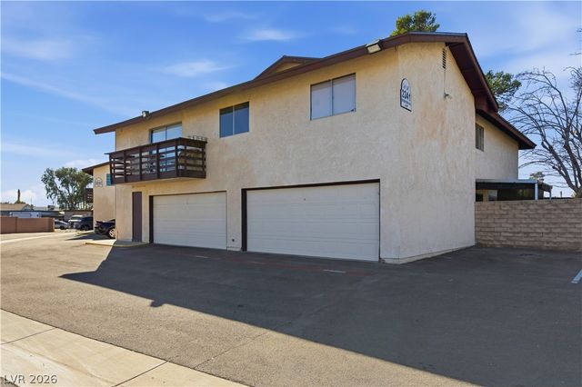 2341 Wooster Circle B, Las Vegas, NV 89108