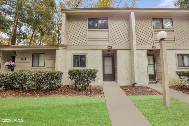 96 Mathews Dr Apt 186, Hilton Head Island, SC 29926