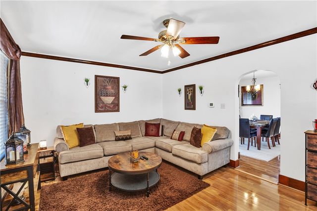 804 George, Scottdale, PA 15683