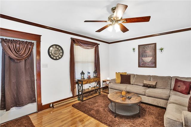 804 George, Scottdale, PA 15683