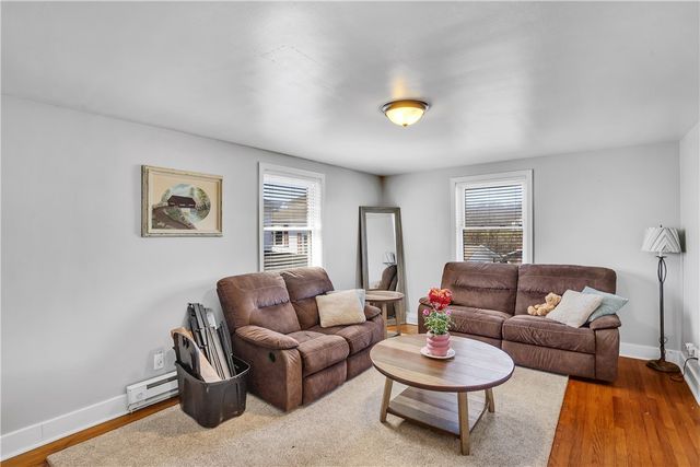 804 George, Scottdale, PA 15683