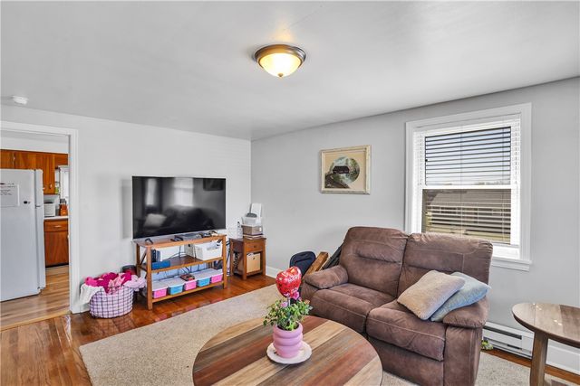 804 George, Scottdale, PA 15683