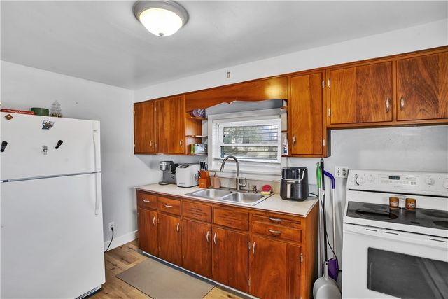 804 George, Scottdale, PA 15683