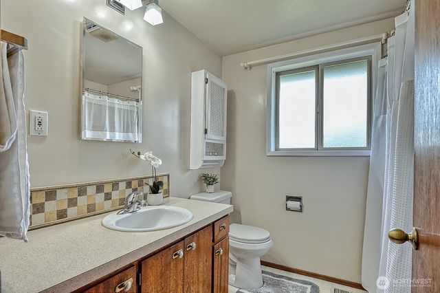 1724 Sunset Drive, Burlington, WA 98233