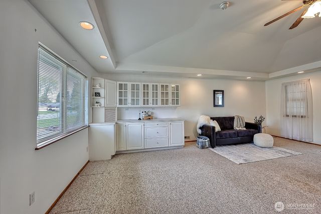 1724 Sunset Drive, Burlington, WA 98233