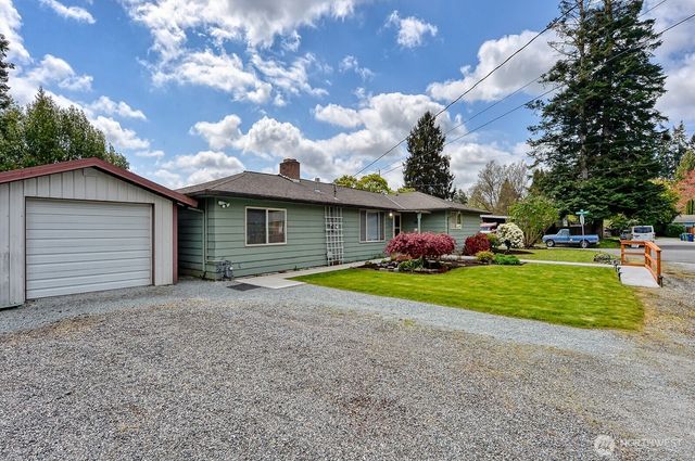 1724 Sunset Drive, Burlington, WA 98233