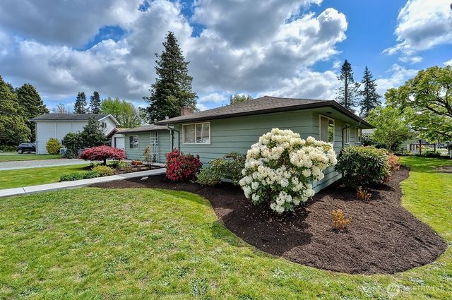 1724 Sunset Drive, Burlington, WA 98233