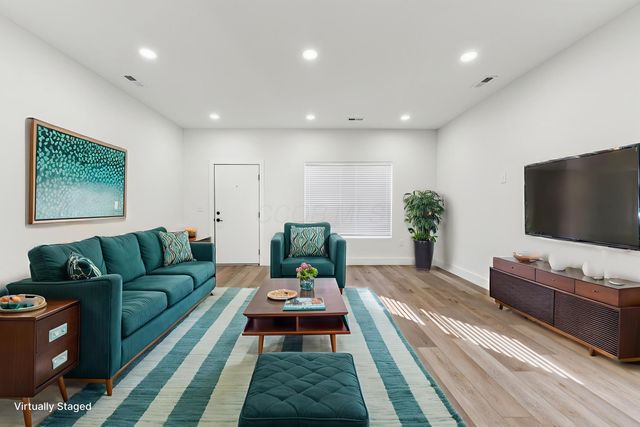 544 Seymour Avenue, Columbus, OH 43205