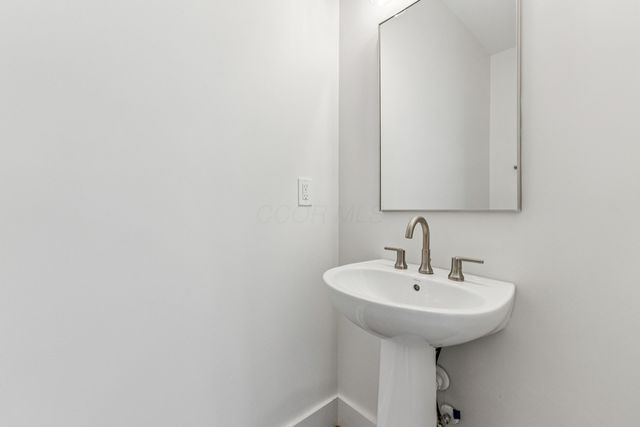 544 Seymour Avenue, Columbus, OH 43205