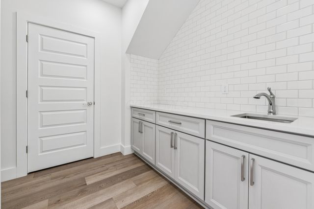 544 Seymour Avenue, Columbus, OH 43205