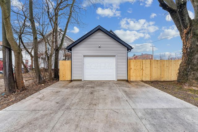 544 Seymour Avenue, Columbus, OH 43205