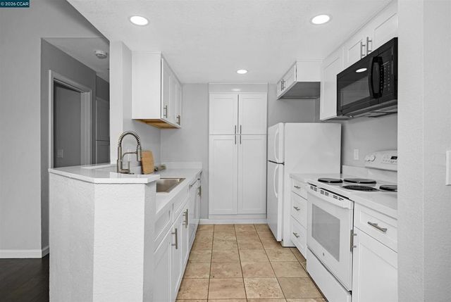 3659 Crow Canyon Rd, San Ramon, CA 94582