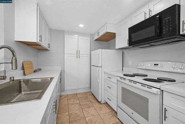 3659 Crow Canyon Rd, San Ramon, CA 94582