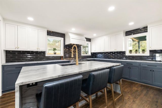516 W 30th Street, Houston, TX 77018
