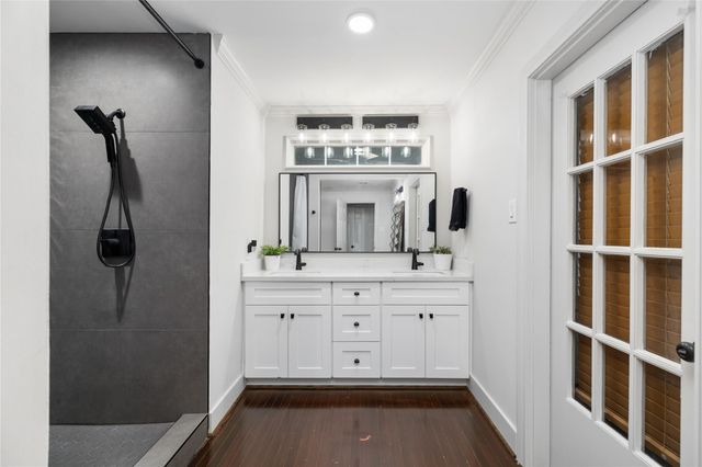 516 W 30th Street, Houston, TX 77018