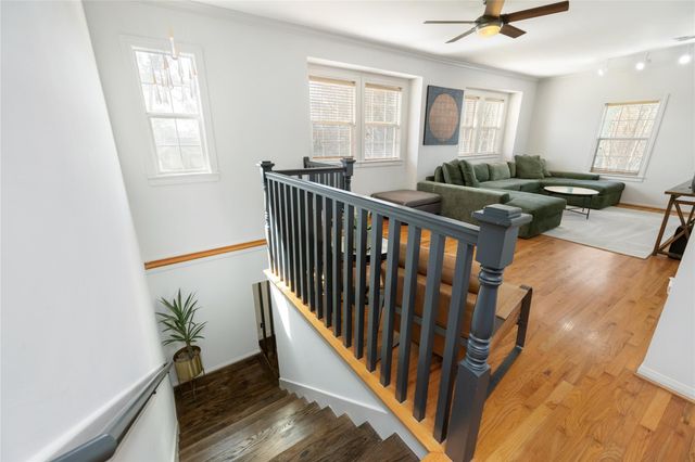 516 W 30th Street, Houston, TX 77018
