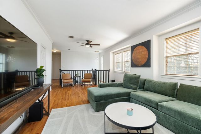 516 W 30th Street, Houston, TX 77018
