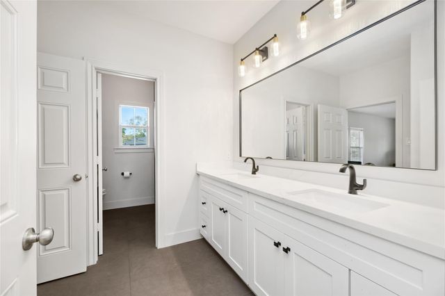516 W 30th Street, Houston, TX 77018