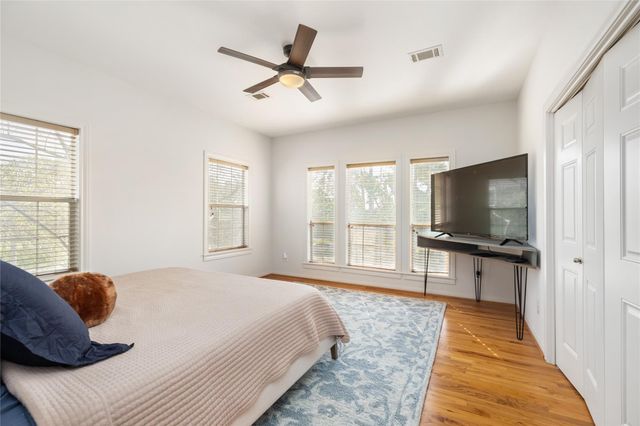 516 W 30th Street, Houston, TX 77018