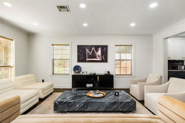 516 W 30th Street, Houston, TX 77018