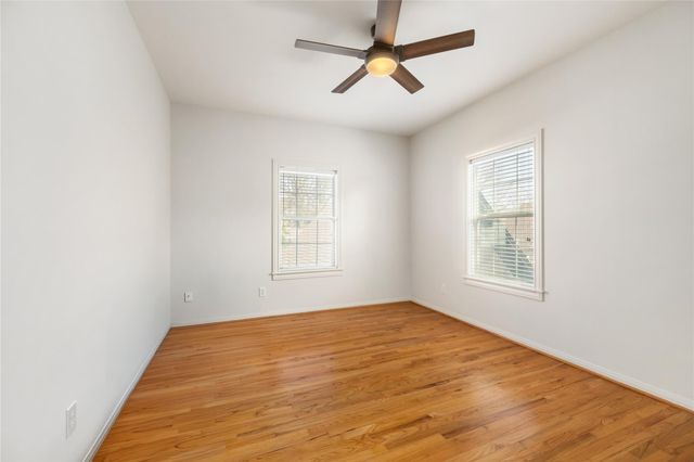516 W 30th Street, Houston, TX 77018
