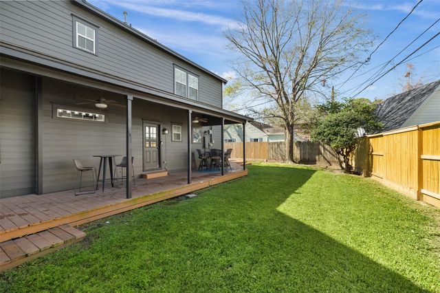 516 W 30th Street, Houston, TX 77018