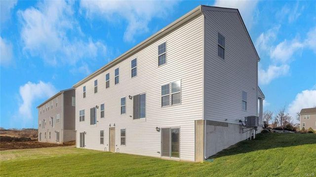 216 Winding Road, Forks Twp, PA 18040