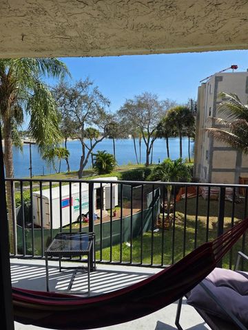 3500 Blue Lake Drive 304, Pompano Beach, FL 33064