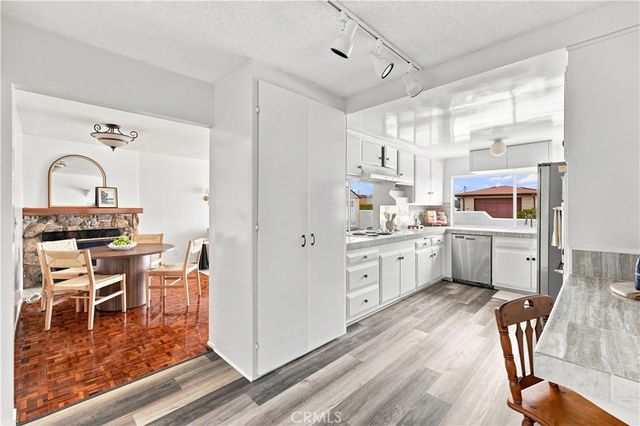 1913 Ripley Avenue, Redondo Beach, CA 90278
