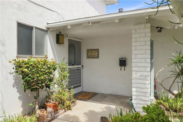 1913 Ripley Avenue, Redondo Beach, CA 90278