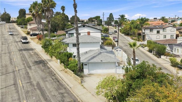 1913 Ripley Avenue, Redondo Beach, CA 90278
