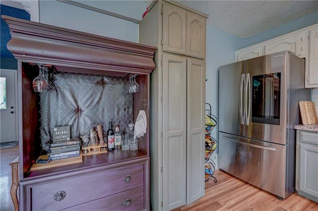 1708 N Lazy Branch Road, Independence, MO 64058