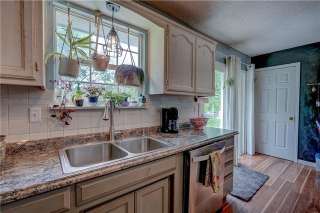 1708 N Lazy Branch Road, Independence, MO 64058