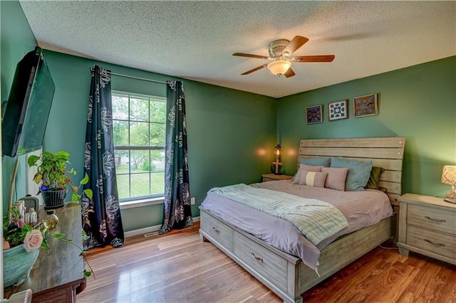1708 N Lazy Branch Road, Independence, MO 64058