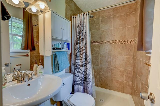 1708 N Lazy Branch Road, Independence, MO 64058