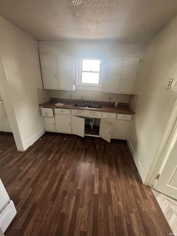 1721 W 4th Street, Fort Wayne, IN 46808