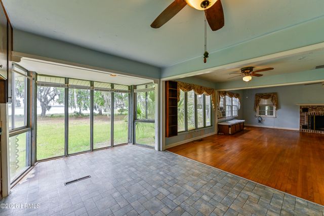 60 Yard Farm Road, St. Helena Island, SC 29920
