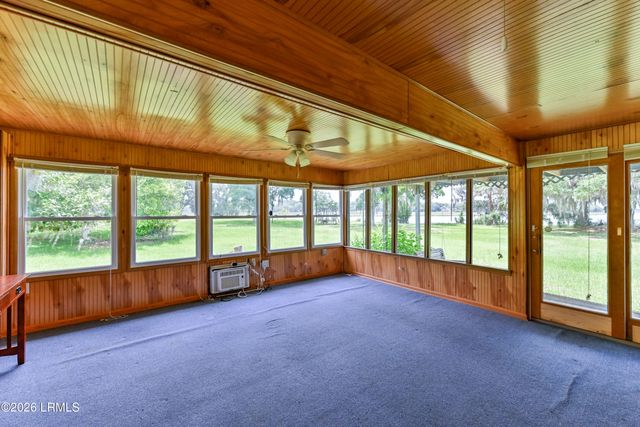 60 Yard Farm Road, St. Helena Island, SC 29920