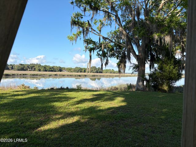 60 Yard Farm Road, St. Helena Island, SC 29920