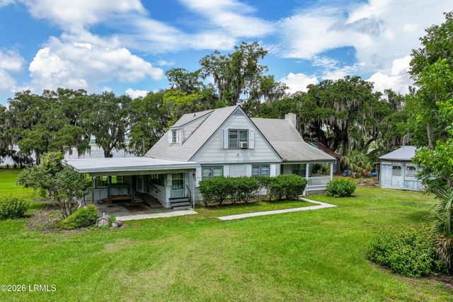 60 Yard Farm Road, St. Helena Island, SC 29920