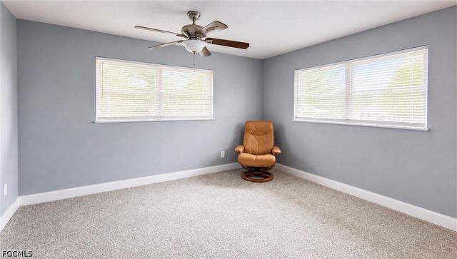 1634 Newport CT, Fort Myers, FL 33907