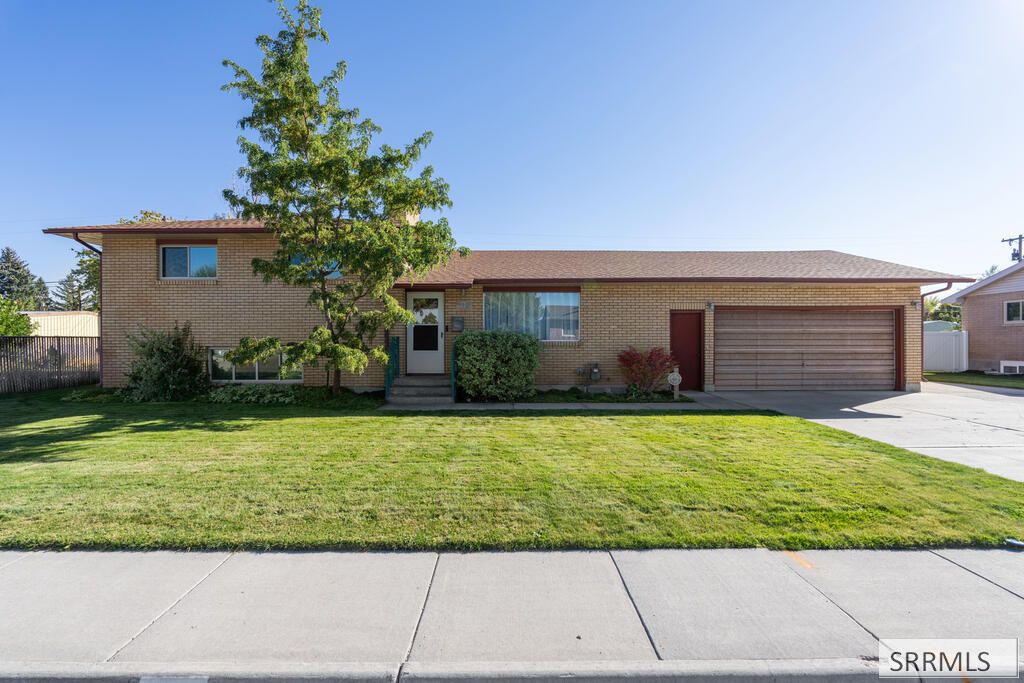 225 Ramona Avenue, Rigby, ID 83442