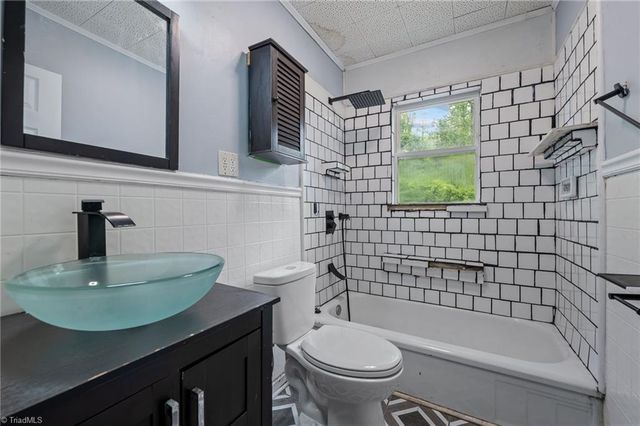1361 Wentworth Street, Reidsville, NC 27320