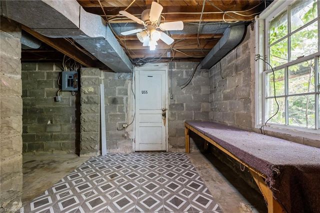 1361 Wentworth Street, Reidsville, NC 27320