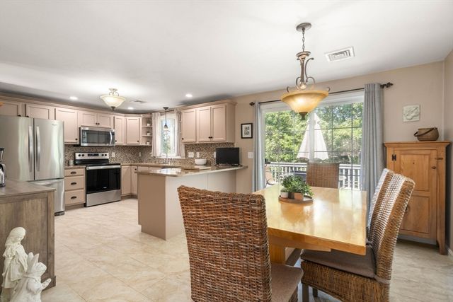 19 Squirrel Island Rd, Wareham, MA 02576