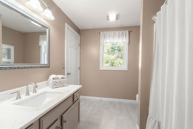 19 Squirrel Island Rd, Wareham, MA 02576