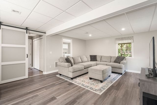 19 Squirrel Island Rd, Wareham, MA 02576