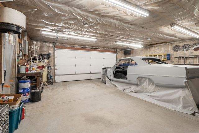 19 Squirrel Island Rd, Wareham, MA 02576