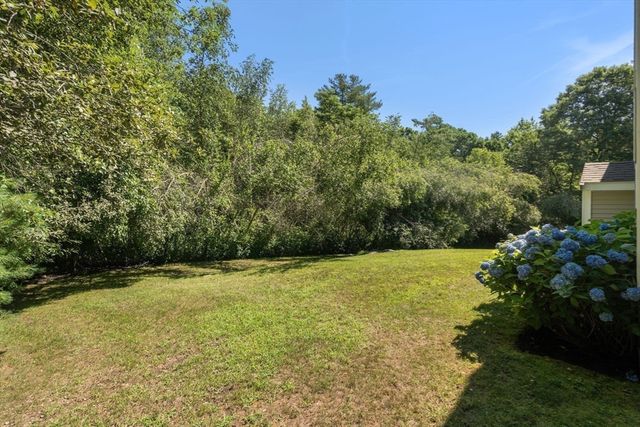 19 Squirrel Island Rd, Wareham, MA 02576
